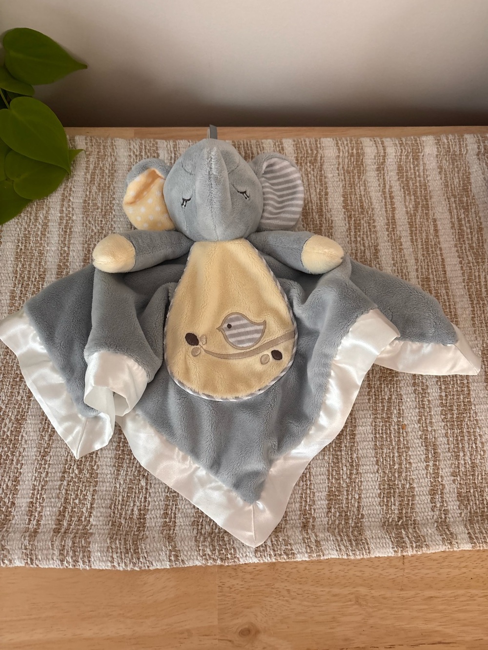 Douglas Elephant #1411 Security Blanket Lovey New Condition